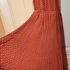 Never worn Cute flowy Boho style dress XS rust color with beige polka dots